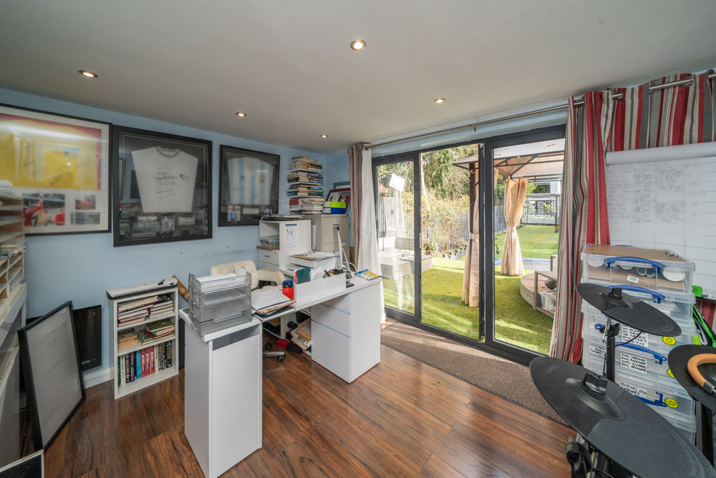 Outdoor Office- click for photo gallery